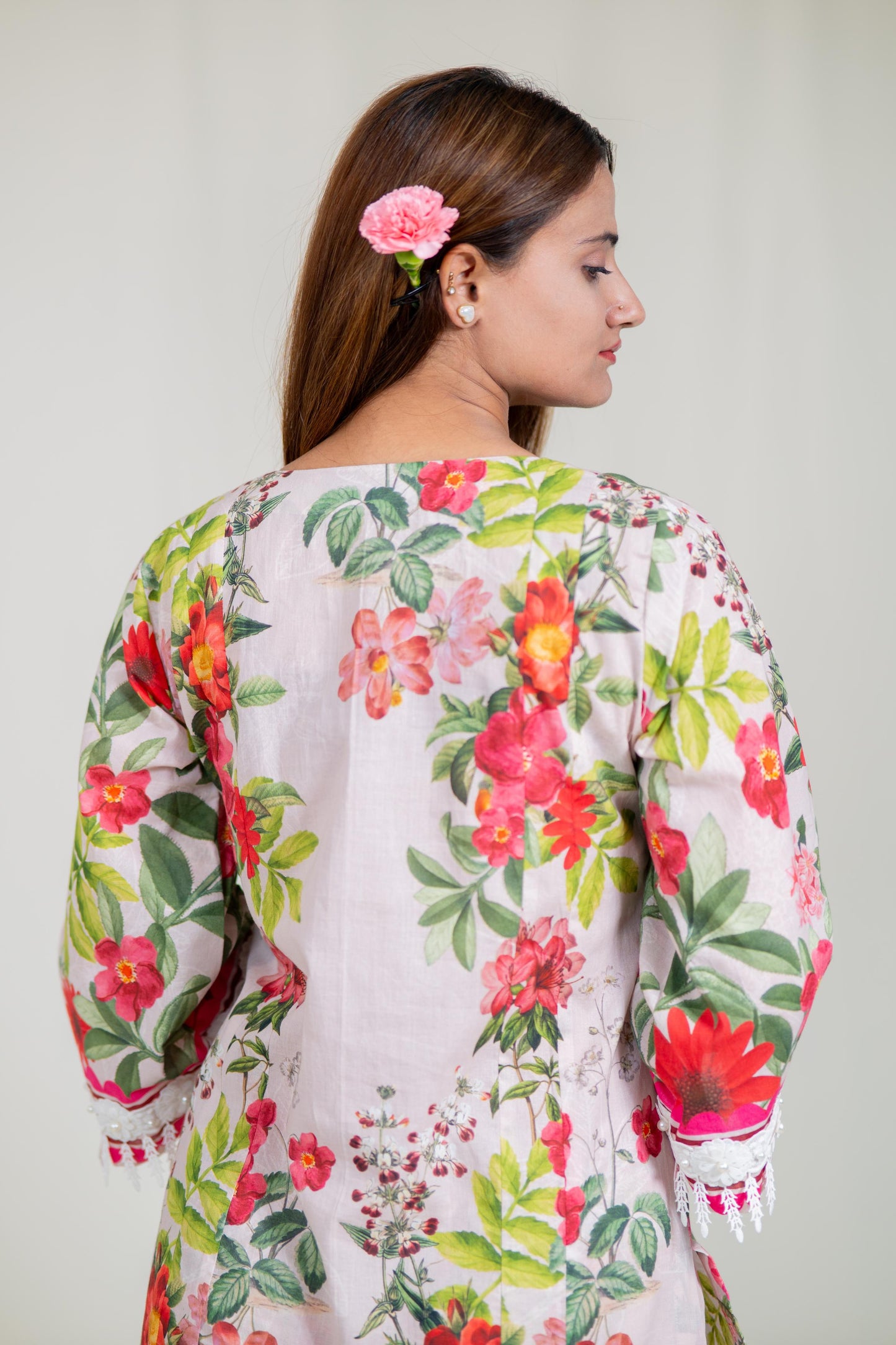 Raahi Printed Ivory Kurta Set With Dupatta