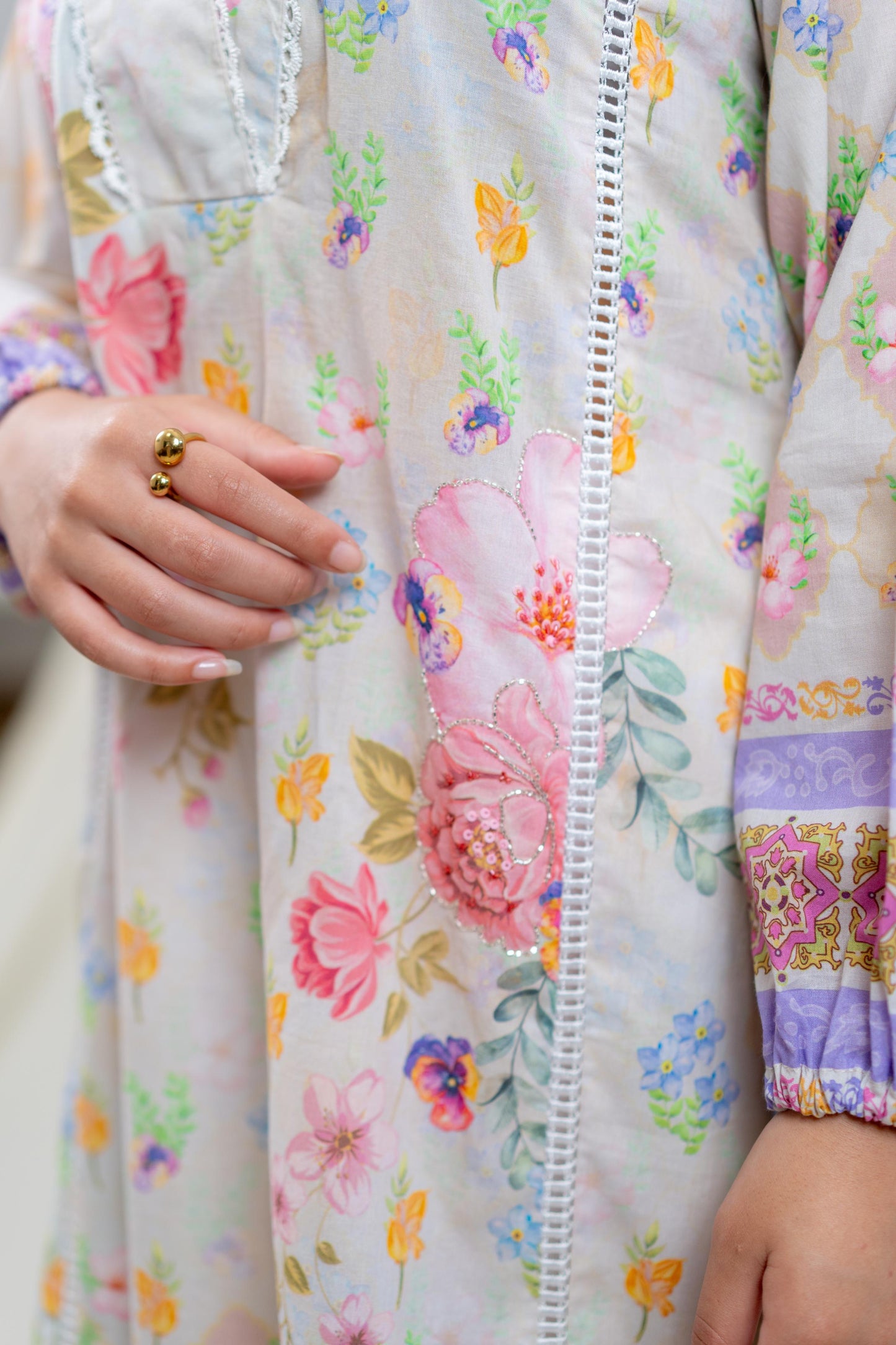 Lavendar Base Kurta With Hand Embroidery