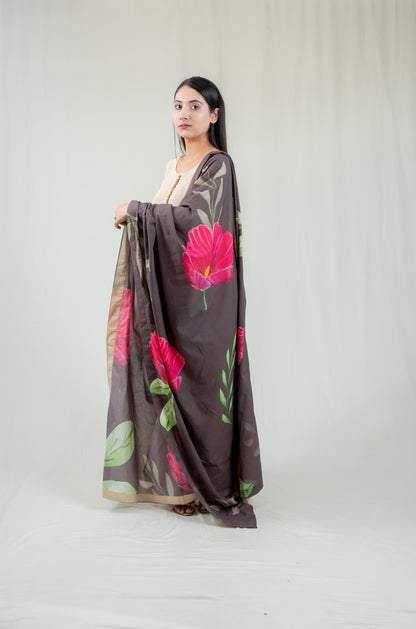 Beige Plain Kurta Set With Multicoloured Dupatta