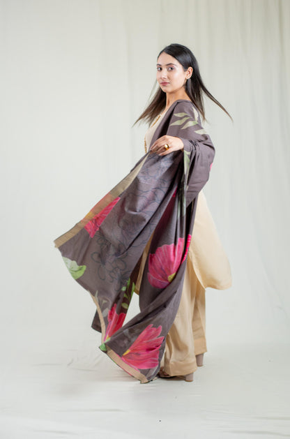 Beige Plain Kurta Set With Multicoloured Dupatta